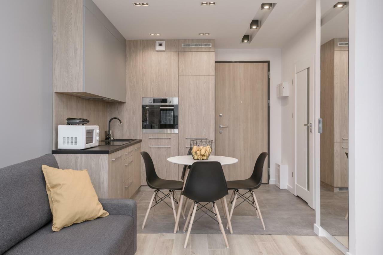 ורשה Chill Apartments Wola מראה חיצוני תמונה