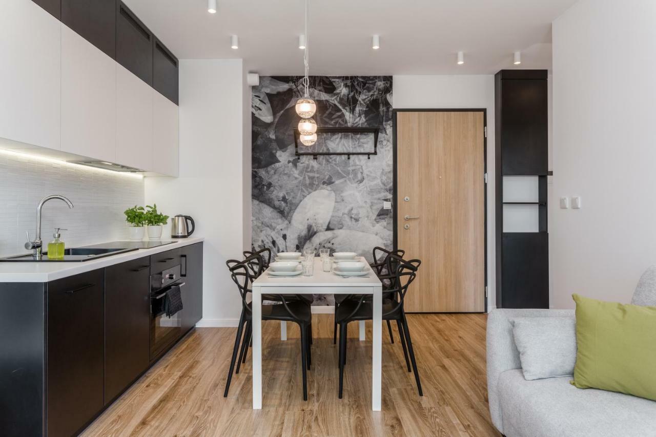 ורשה Chill Apartments Wola מראה חיצוני תמונה