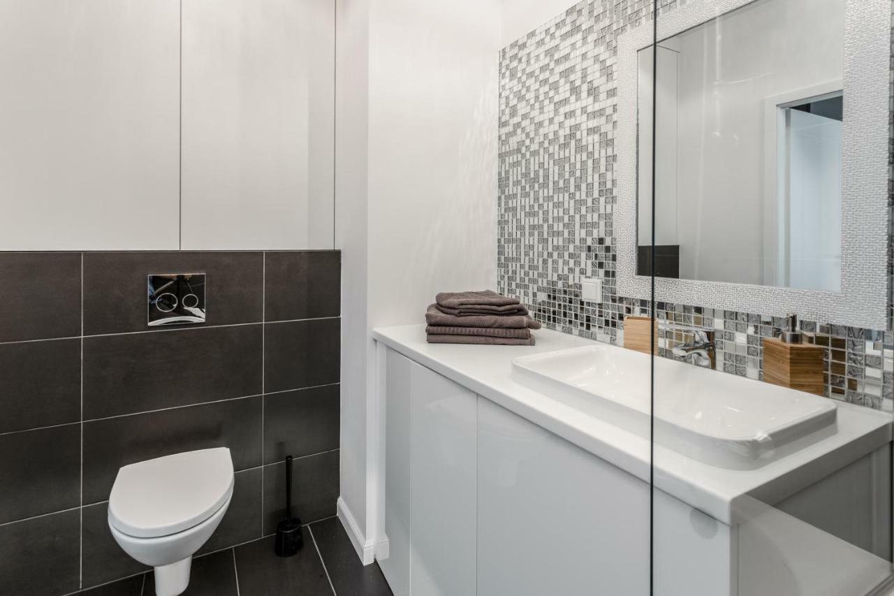 ורשה Chill Apartments Wola מראה חיצוני תמונה